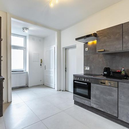Newley Renovated Apartment Next To Hannovermarkt Виена Екстериор снимка
